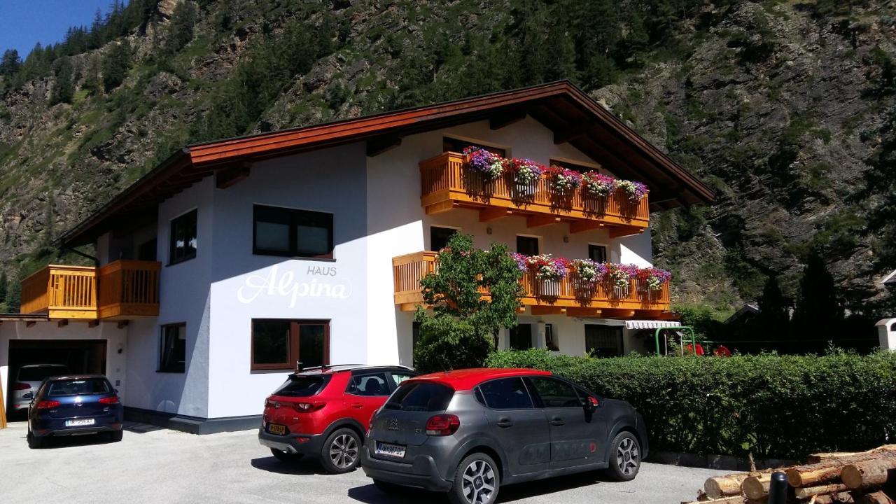 Haus Alpina Hotel Langenfeld Bagian luar foto