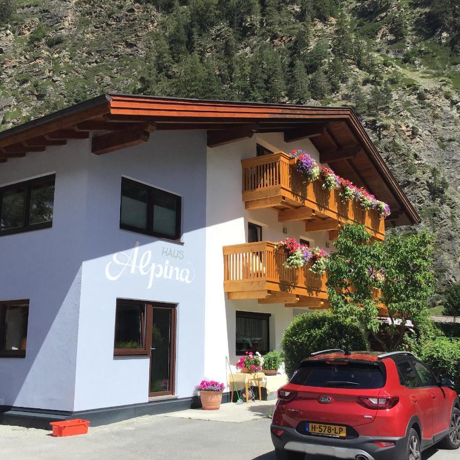 Haus Alpina Hotel Langenfeld Bagian luar foto