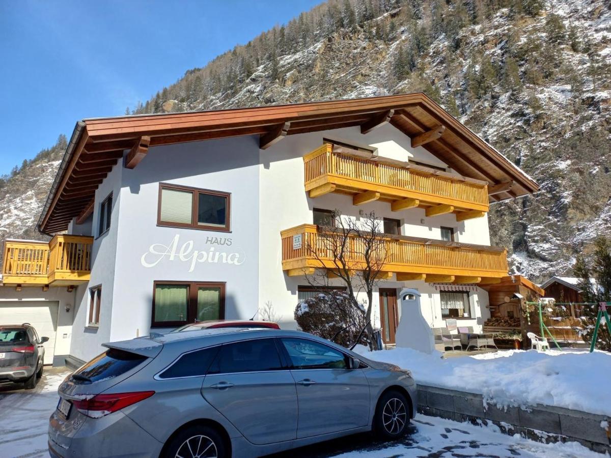 Haus Alpina Hotel Langenfeld Bagian luar foto